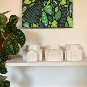 Kikkerland Architectural Egg Cups